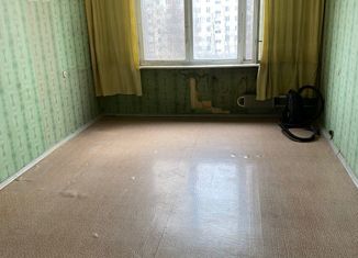 Продаю 2-ком. квартиру, 51 м2, Москва, улица Генерала Тюленева, 35, метро Тёплый Стан