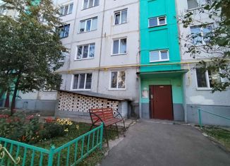 Продаю 2-комнатную квартиру, 52.9 м2, Жуковка, Весенний переулок, 1