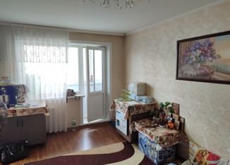 Продам двухкомнатную квартиру, 46.7 м2, Кемеровская область, проспект 50 лет Комсомола, 52