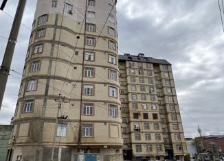 Продам 3-ком. квартиру, 81 м2, Махачкала, улица Абдулхамида Юсупова, 22Б, Советский район