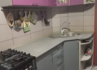 Продается двухкомнатная квартира, 51.4 м2, посёлок Строитель, микрорайон Южный, 3