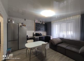 Продам 3-ком. квартиру, 62 м2, Челябинск, улица Салавата Юлаева, 30, Курчатовский район