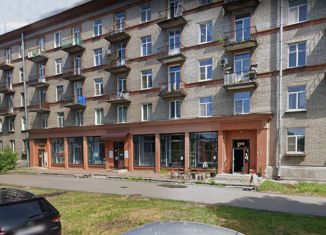 Продаю 3-ком. квартиру, 73.4 м2, Санкт-Петербург, Удельный проспект, 31, Удельный проспект