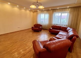 Продается 4-комнатная квартира, 128.5 м2, Ставрополь, улица Серова, 279А, микрорайон №9