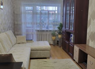 Продам двухкомнатную квартиру, 40 м2, Ижевск, улица Чайковского, 72, жилой район Малиновая Гора