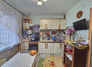 Продается трехкомнатная квартира, 65.23 м2, Рыбинск, Баррикадная улица, 33