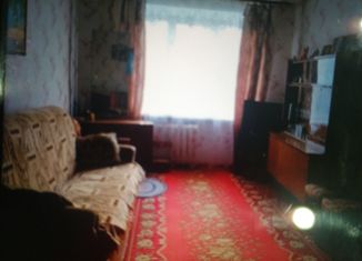 Продажа трехкомнатной квартиры, 63.1 м2, Пестово, улица Чапаева, 16