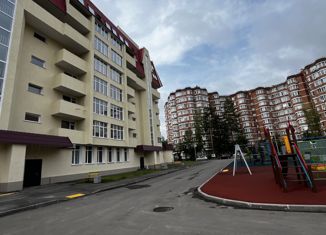 Двухкомнатная квартира на продажу, 95 м2, Тольятти, Автозаводский район, улица 40 лет Победы, 5Г