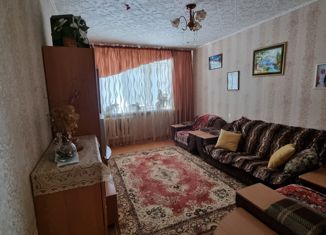 Продам 4-комнатную квартиру, 86 м2, Железногорск, улица Толстого, 3