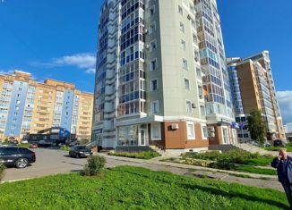 Продажа 2-комнатной квартиры, 60 м2, Мордовия, улица Короленко, 2