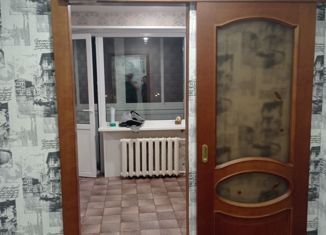 Продажа трехкомнатной квартиры, 53.6 м2, поселок городского типа Пелым, улица Строителей, 2