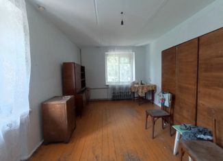 Продаю 1-ком. квартиру, 30.9 м2, Курган, Школьная улица, 24, район Рябково
