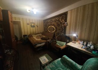 Продам 2-ком. квартиру, 45 м2, Колпино, улица Вавилова, 11