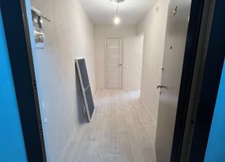 Продаю двухкомнатную квартиру, 56 м2, Нижний Новгород, улица Бориса Видяева, 21, ЖК Торпедо