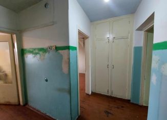 Продам 2-комнатную квартиру, 46.3 м2, Братск, проспект Ленина, 3