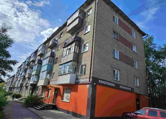 Продается 1-комнатная квартира, 30.7 м2, Красноуральск, улица Ленина, 14