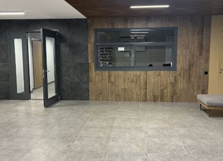 Продается трехкомнатная квартира, 53 м2, Красноярск, улица Сады, 6Г, Октябрьский район