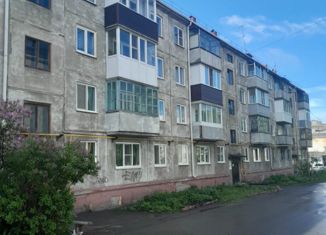 Продажа трехкомнатной квартиры, 57 м2, Новоалтайск, улица Крылова, 1