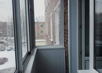 Трехкомнатная квартира на продажу, 58.3 м2, Гурьевск, улица Ленина, 105А