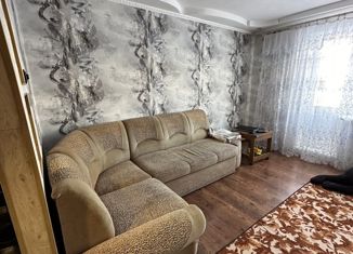 Продажа четырехкомнатной квартиры, 79.8 м2, Амурск, проспект Строителей, 70