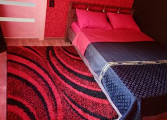 Продается трехкомнатная квартира, 50 м2, Рубцовск, бульвар Победы, 14