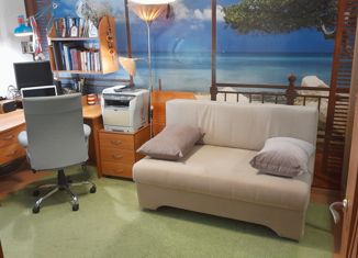 Продам 2-комнатную квартиру, 23.8 м2, Владивосток, улица Ильичёва, 20А