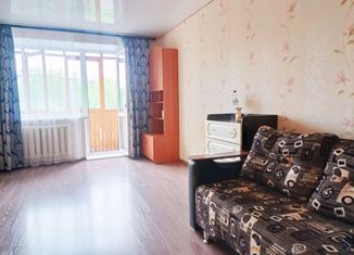 Сдам в аренду однокомнатную квартиру, 33 м2, Магнитогорск, проспект Карла Маркса, 182