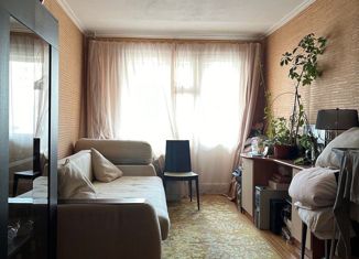 Продаю 2-комнатную квартиру, 62 м2, посёлок Шушары, Пушкинская улица, 36