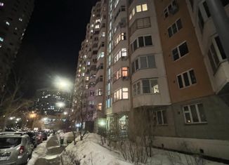 Продаю 2-комнатную квартиру, 52.5 м2, Москва, Смольная улица, 51к3, Смольная улица