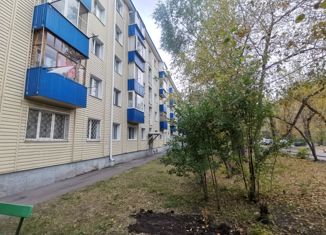 Продажа 2-ком. квартиры, 45 м2, Омск, улица Петра Осминина, 2, Октябрьский округ