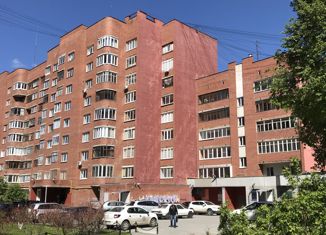 Продам 3-ком. квартиру, 63 м2, Екатеринбург, улица Декабристов, 45, улица Декабристов