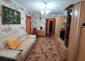Продается 2-ком. квартира, 43 м2, Азов, Севастопольская улица, 113В
