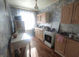 Продаю 3-ком. квартиру, 54.7 м2, Кольчугино, улица Мелиораторов, 2