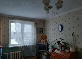 Продаю трехкомнатную квартиру, 58.7 м2, поселок Вересовка, Заводская улица, 16