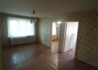 Продаю 3-ком. квартиру, 49 м2, Шуя, улица Генерала Белова, 41