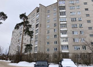 Продам 4-ком. квартиру, 74.2 м2, Кимры, улица 50 лет ВЛКСМ, 67
