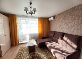 Продается 1-ком. квартира, 37 м2, Абакан, улица Кирова, 105