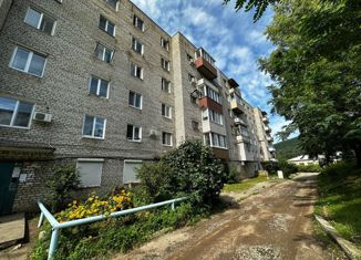 3-комнатная квартира на продажу, 70.7 м2, Партизанск, улица Серышева, 3