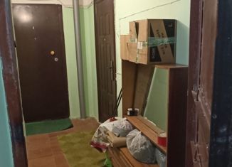 Продаю трехкомнатную квартиру, 64.2 м2, поселок городского типа Рефтинский, Молодёжная улица, 32