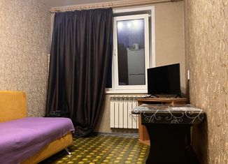 Продаю комнату, 65 м2, Тольятти, бульвар Баумана, 14, Автозаводский район