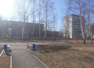 Продаю 4-ком. квартиру, 74 м2, Нижний Тагил, Красная улица, 7