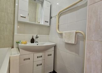 Продажа трехкомнатной квартиры, 66 м2, Новороссийск, Пионерская улица, 19