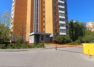 Продаю 1-комнатную квартиру, 39 м2, Москва, улица Грекова, 9, улица Грекова