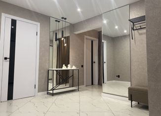 Продам 3-ком. квартиру, 76 м2, село Лопатино, Губернаторская улица, 19