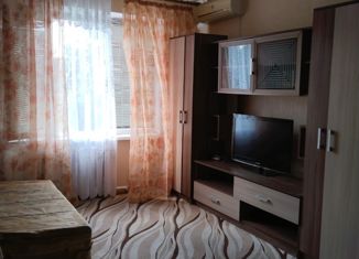 Продаю трехкомнатную квартиру, 60 м2, Ставрополь, улица 50 лет ВЛКСМ, 25/7, микрорайон № 31