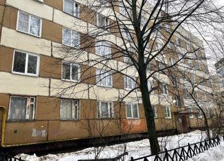 Продажа 1-комнатной квартиры, 33 м2, деревня Старая, Верхняя улица, 12