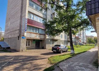 Продается 2-ком. квартира, 60.3 м2, Белебей, Интернациональная улица, 61