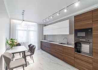 Сдается двухкомнатная квартира, 91 м2, Омск, Съездовская улица, 29/2, Центральный округ