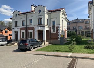 Продаю таунхаус, 300 м2, деревня Суханово, жилой комплекс Суханово Парк, 41