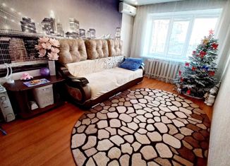 Продаю 2-комнатную квартиру, 44 м2, село Михайловка, 1-й квартал, 21